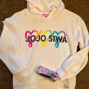 JoJos closet hoody